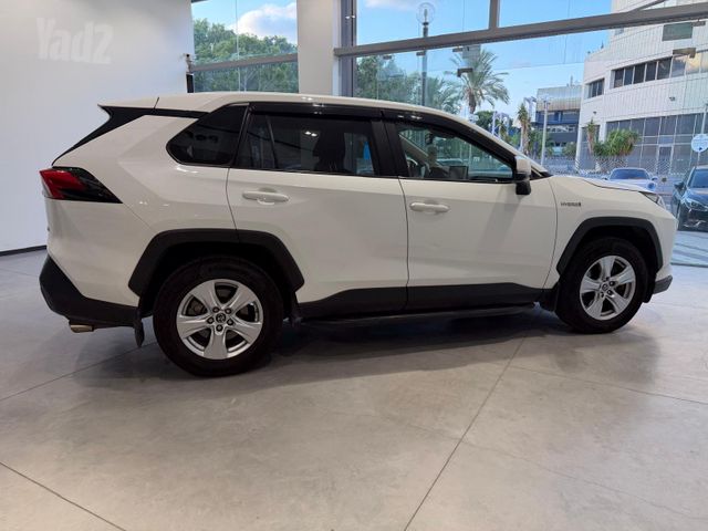 טויוטה RAV4