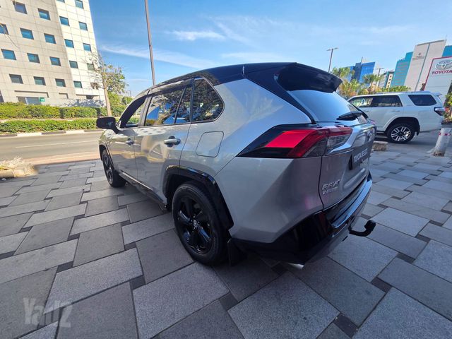טויוטה RAV4