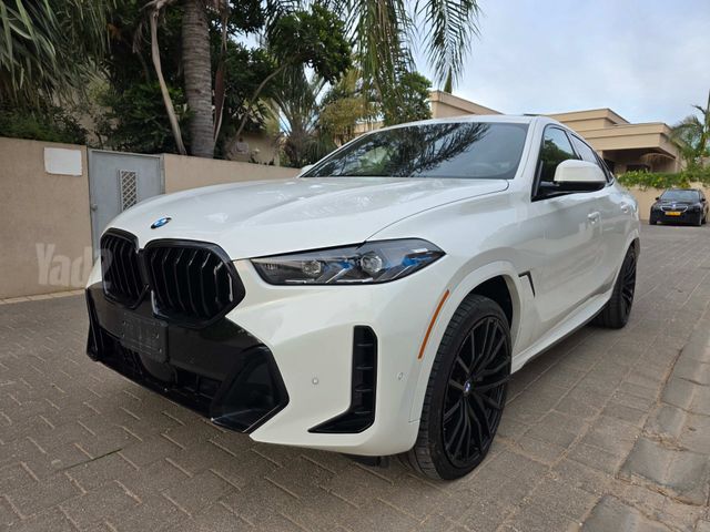 ב מ וו X6