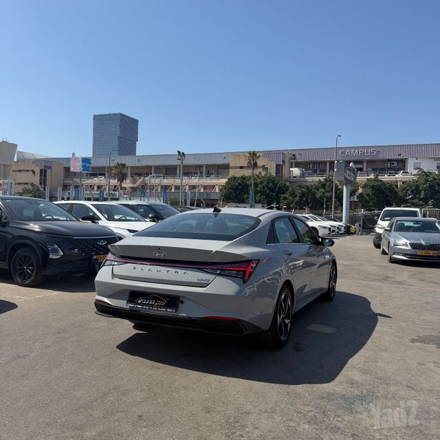 יונדאי אלנטרה