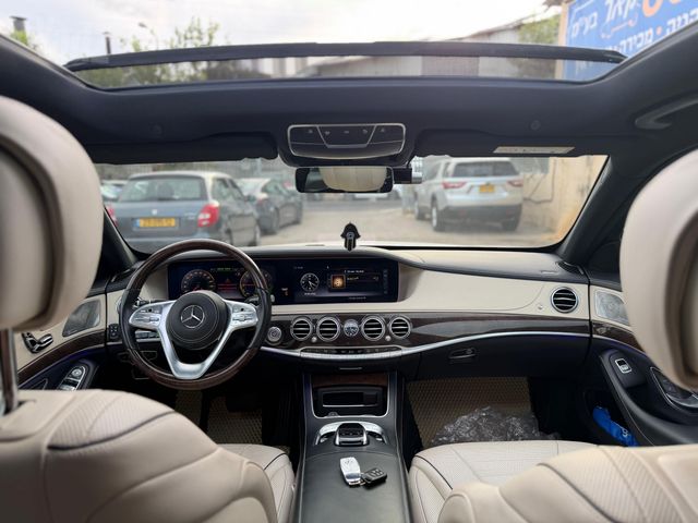מרצדס-בנץ S-class