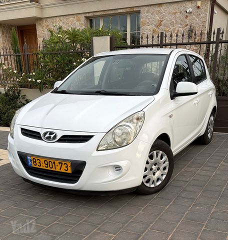 יונדאי i20