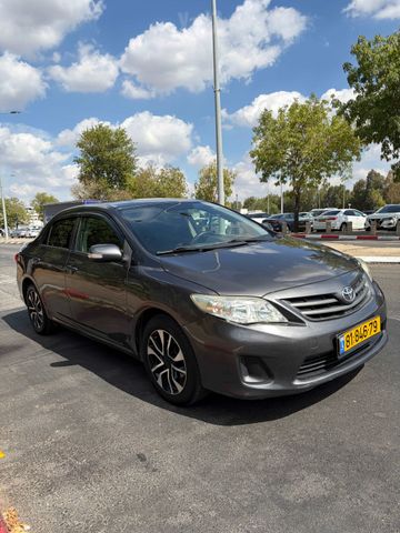 טויוטה קורולה
