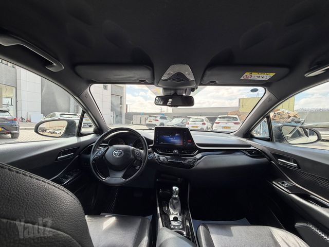טויוטה C-HR