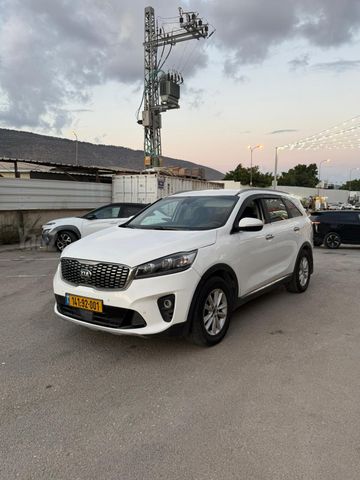 מודעת רכב קיה קרניבל