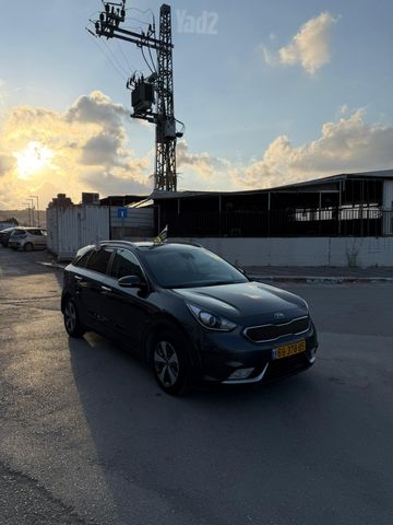 קיה נירו