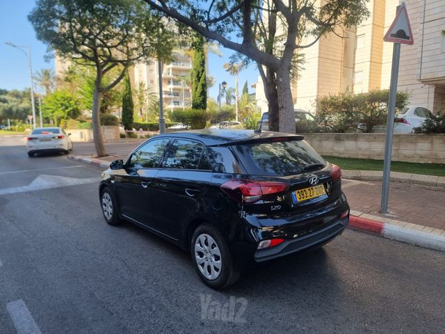 יונדאי i20