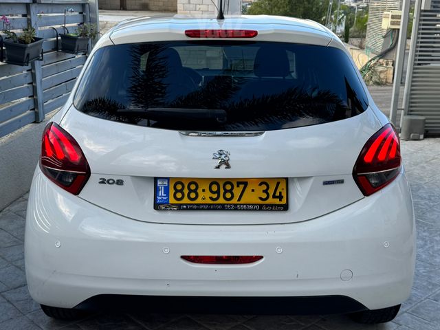 פיג'ו 208
