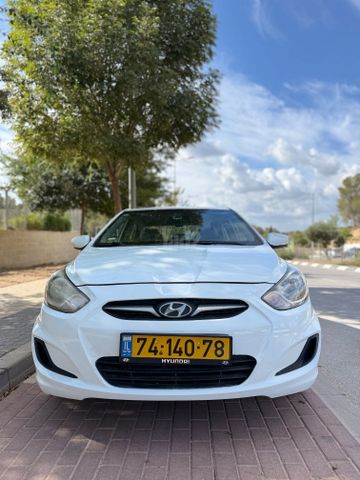 יונדאי אקסנט i25