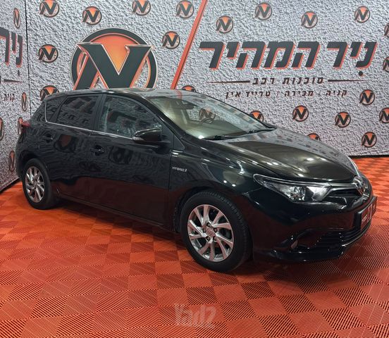 טויוטה אוריס