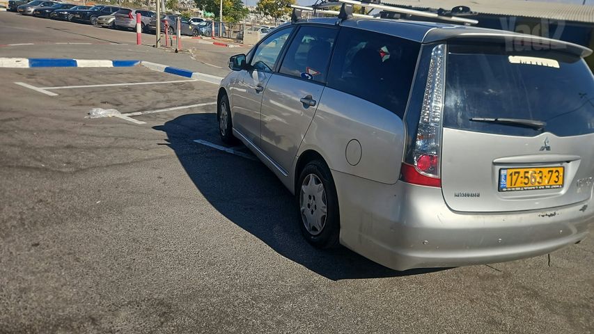 מיצובישי גרנדיס