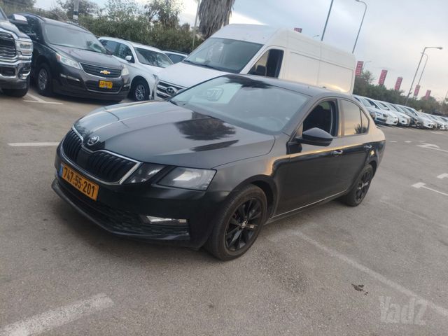 סקודה אוקטביה
