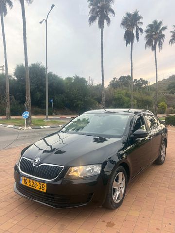 סקודה אוקטביה