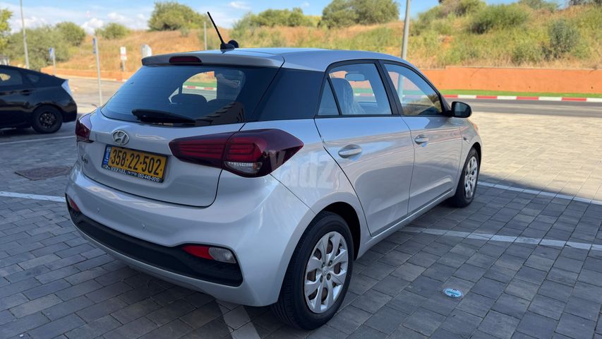יונדאי i20