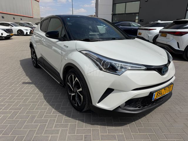 טויוטה C-HR