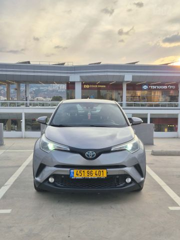 טויוטה C-HR