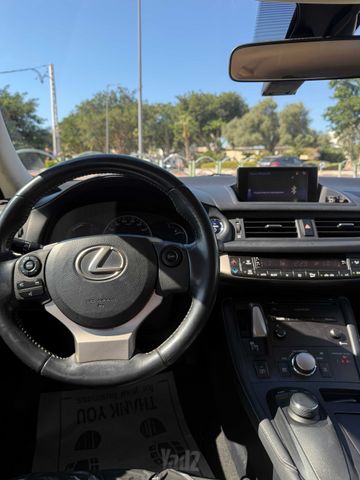 לקסוס CT