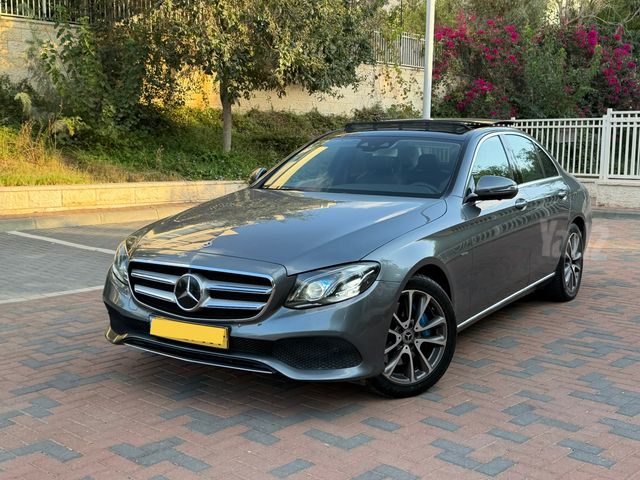 מודעת רכב מרצדס-בנץ E-class