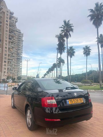 סקודה אוקטביה