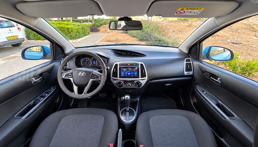 יונדאי i20