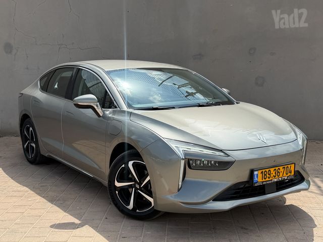 אי.וי איזי Limo