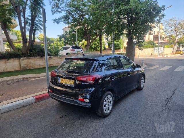 יונדאי i20