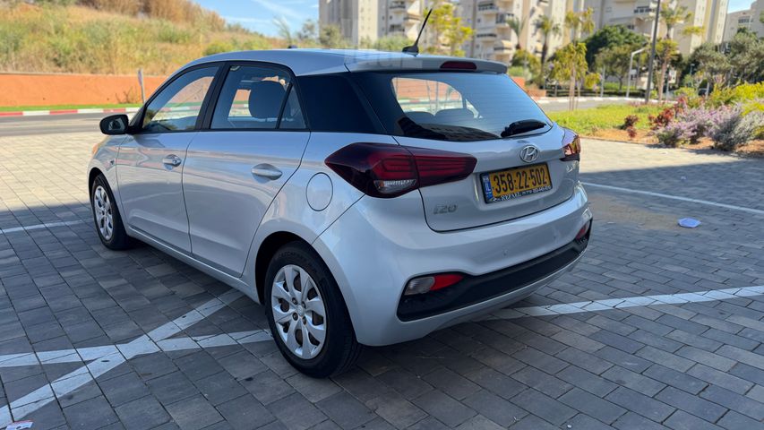 מודעת רכב יונדאי i20 2