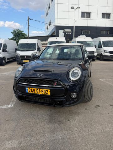 מודעת רכב מיני קופר