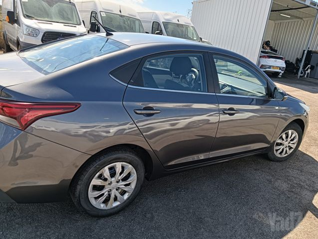 יונדאי אקסנט i25