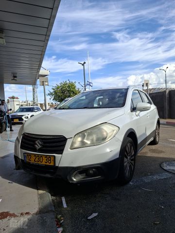 מודעת רכב סוזוקי קרוסאובר