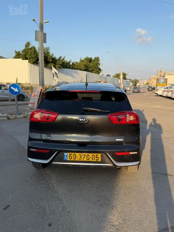 קיה נירו