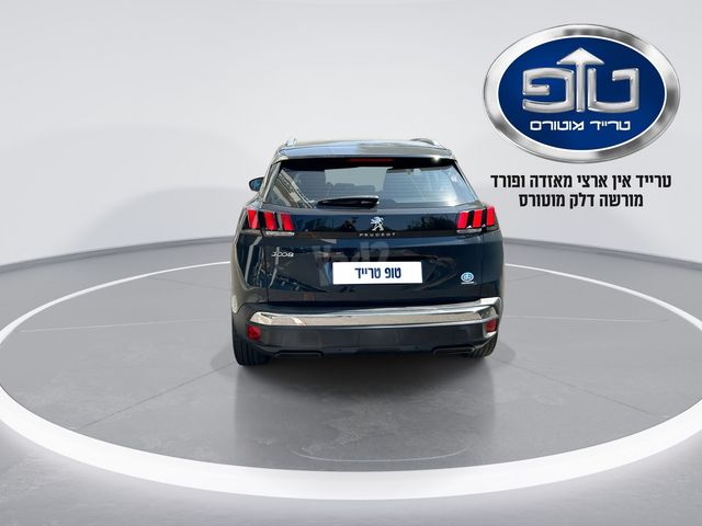 פיג'ו 3008