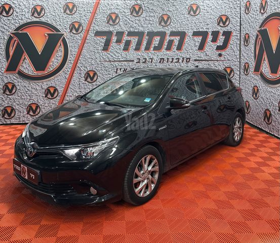 טויוטה אוריס