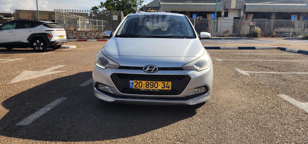 יונדאי i20