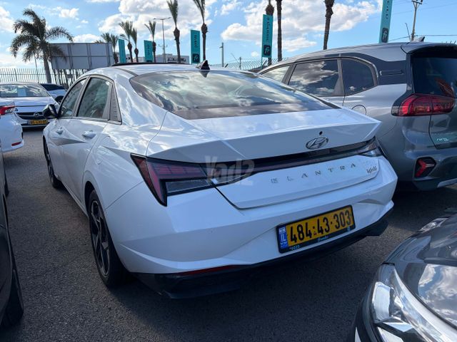 יונדאי אלנטרה