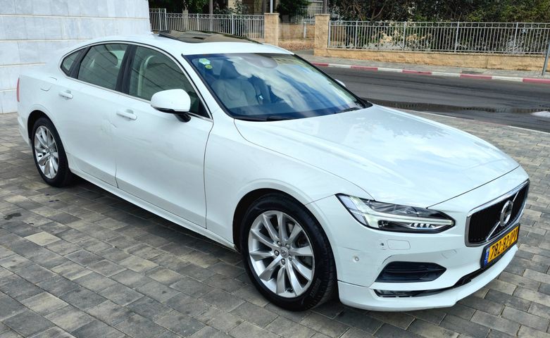 וולוו S90