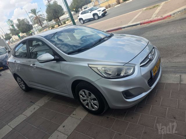 יונדאי אקסנט i25