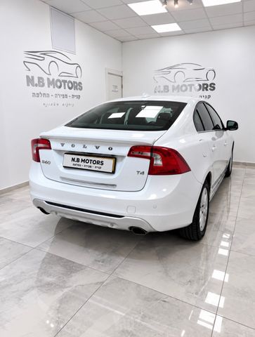 וולוו S60