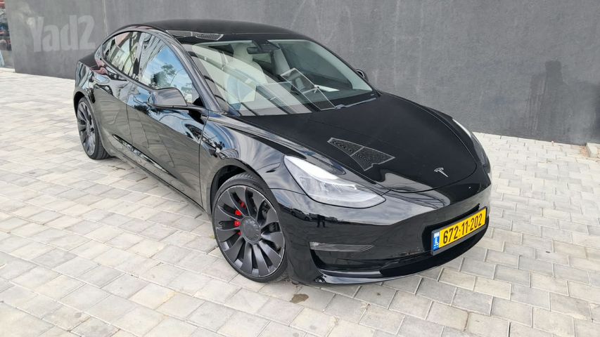 טסלה מודל 3