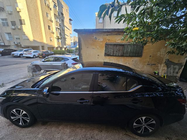 ניסאן סנטרה