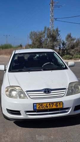 טויוטה קורולה