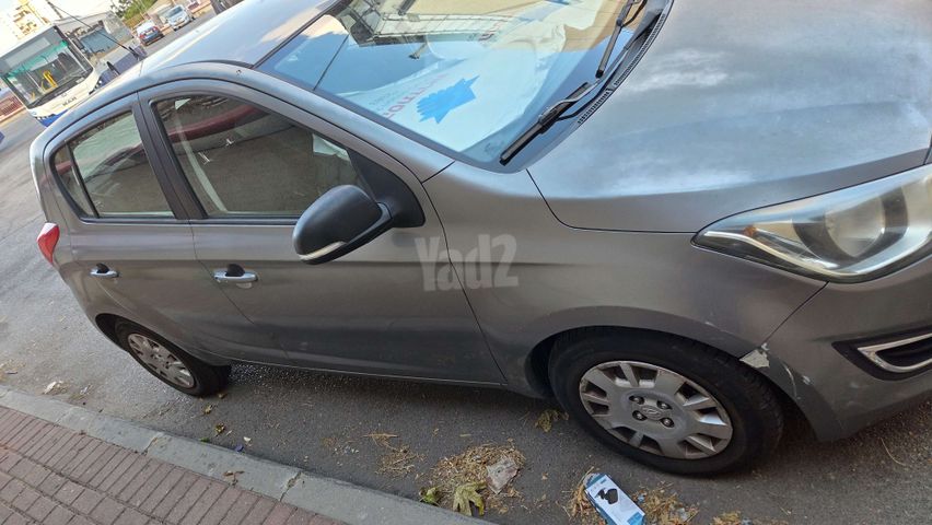 יונדאי i20