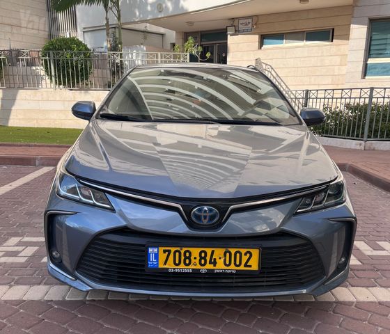 טויוטה קורולה