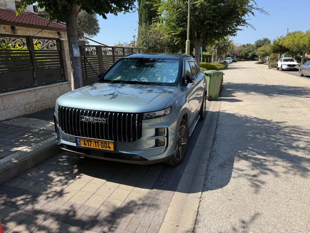 ג'אקו J7