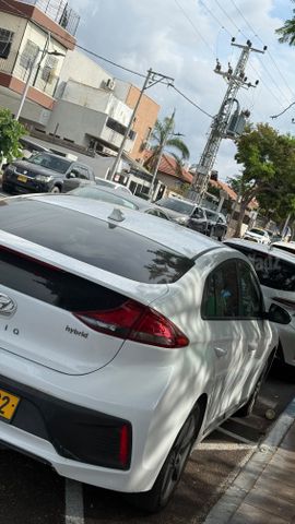 יונדאי איוניק