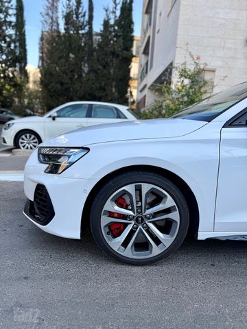 אאודי S3