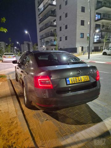 סקודה אוקטביה