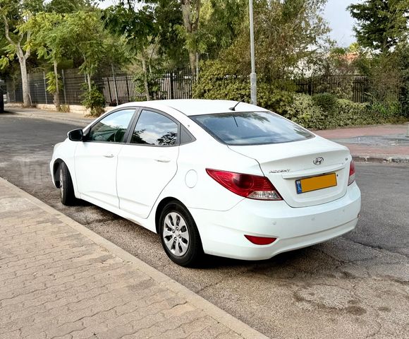 מודעת רכב יונדאי אקסנט i25