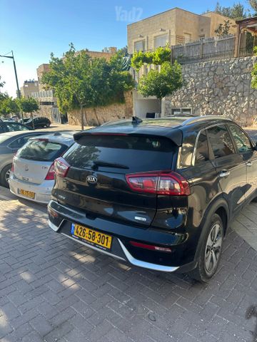 קיה נירו