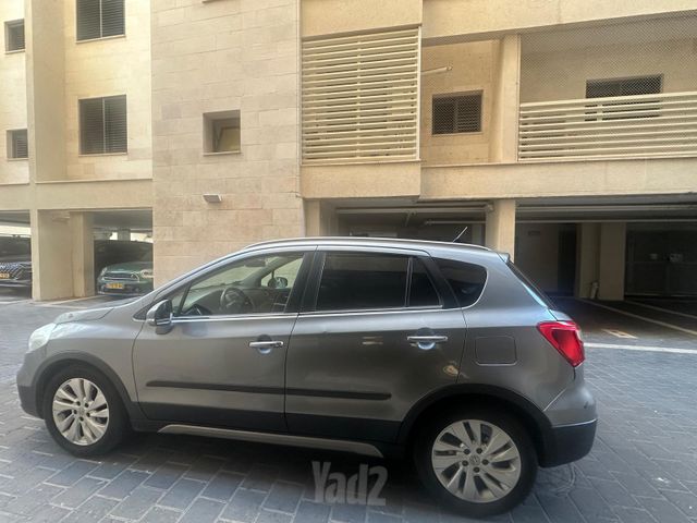 סוזוקי קרוסאובר
